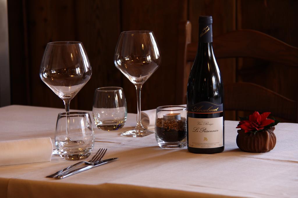 Mont Velan Chambres & Restaurant Saint-Oyen Εξωτερικό φωτογραφία