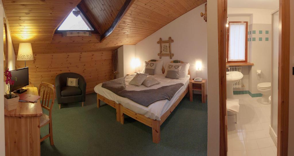 Mont Velan Chambres & Restaurant Saint-Oyen Δωμάτιο φωτογραφία