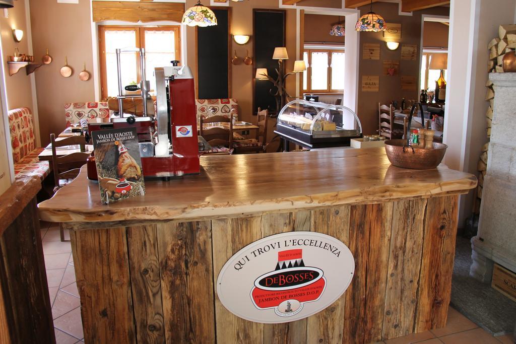 Mont Velan Chambres & Restaurant Saint-Oyen Εξωτερικό φωτογραφία