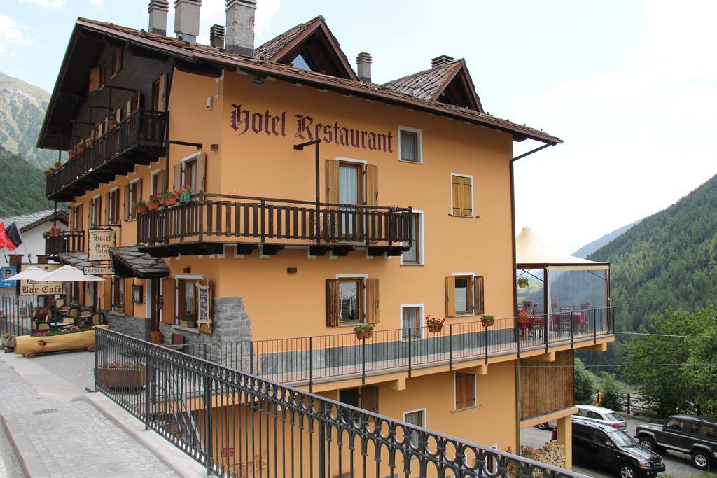 Mont Velan Chambres & Restaurant Saint-Oyen Εξωτερικό φωτογραφία