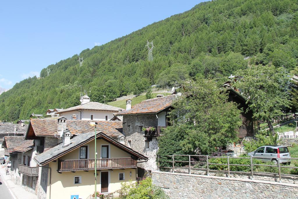 Mont Velan Chambres & Restaurant Saint-Oyen Εξωτερικό φωτογραφία