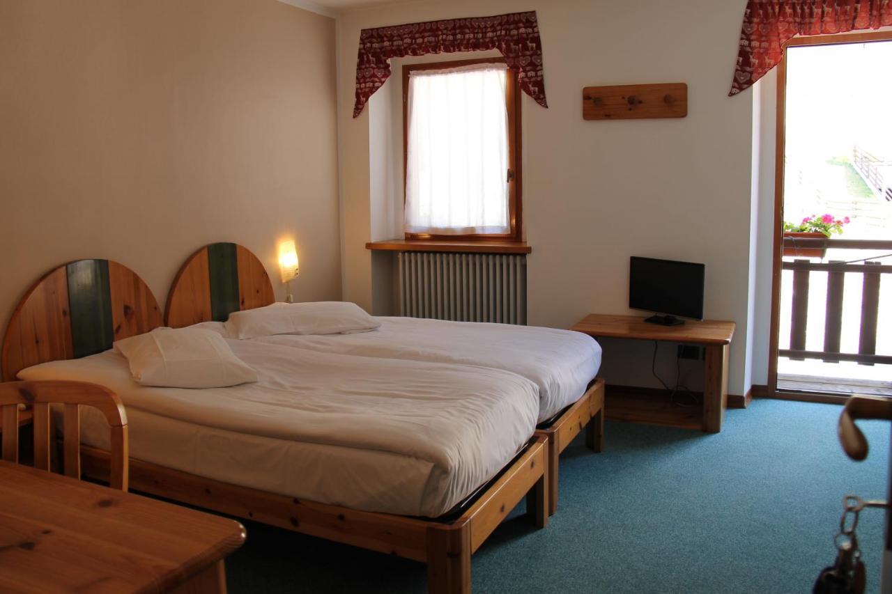 Mont Velan Chambres & Restaurant Saint-Oyen Εξωτερικό φωτογραφία